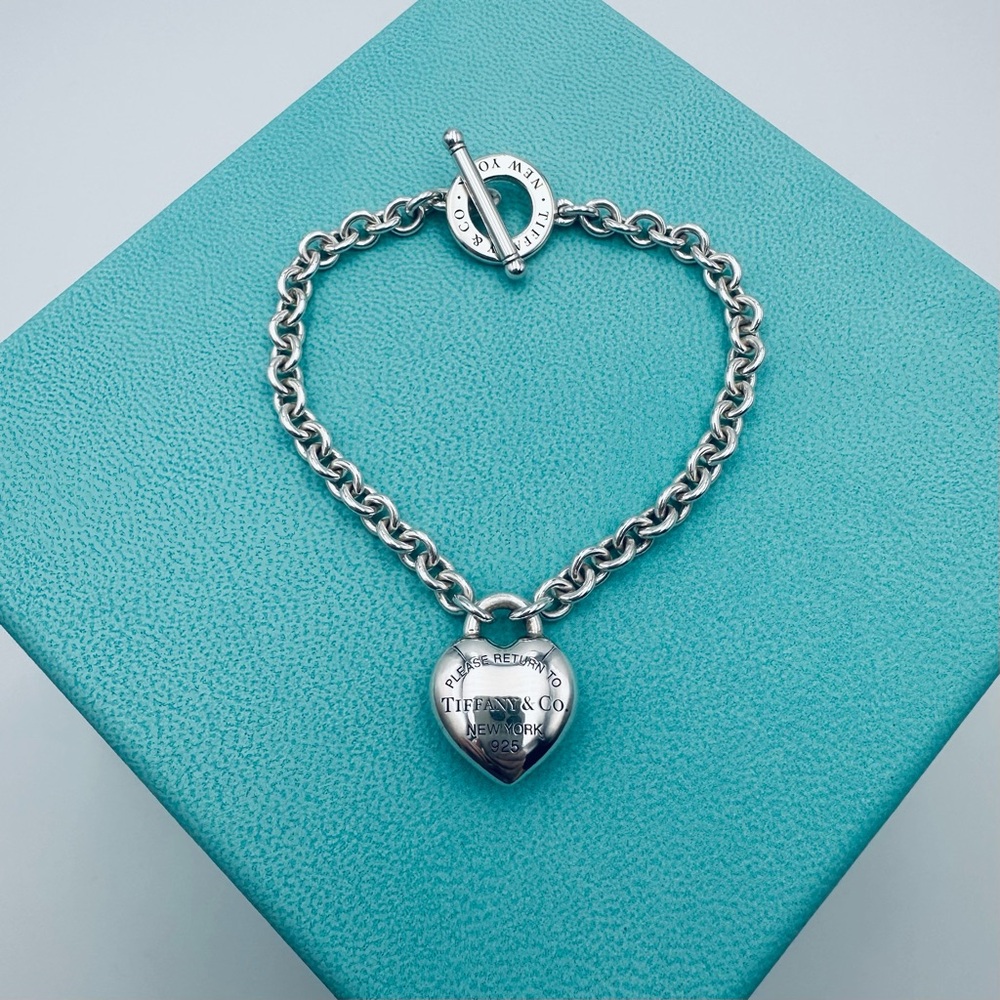 Tiffany & Co. Full Heart Toggle Bracelet in Silver 7.5” with Presentation Box